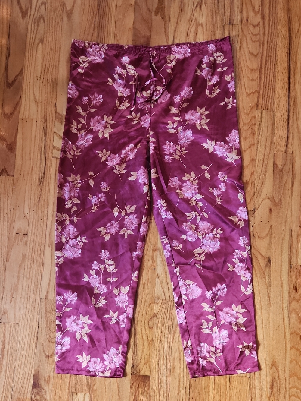 Secret Treasures Floral Satin Pants- Size M